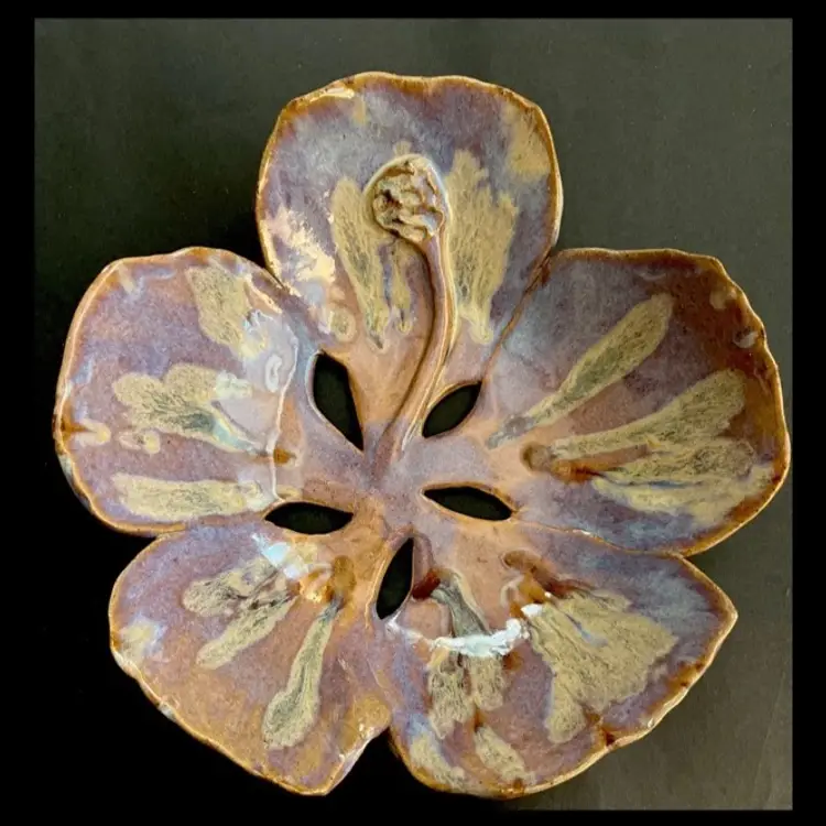 Barbara Wakefield Art Pottery Water Lily Bowl Amethyst And Beige Glaze 12”