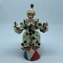 #4915 Vintage Japanese ceramic clown figurine with a barrel Planter