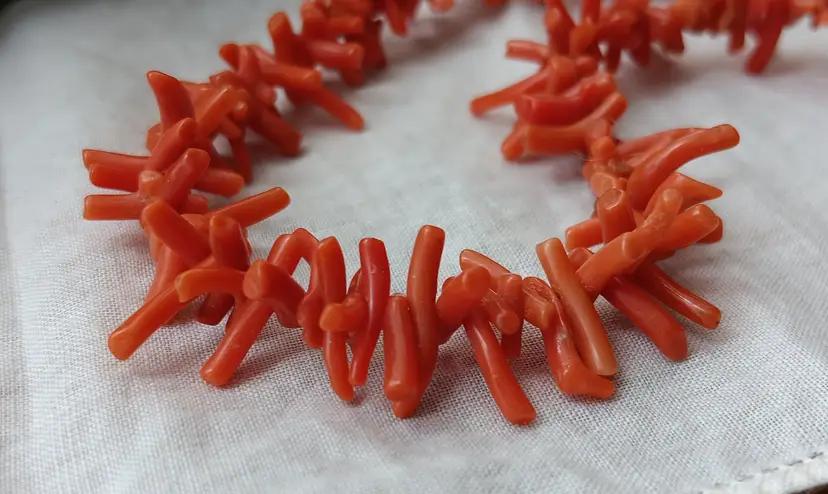 Antique 14" Coral Necklace