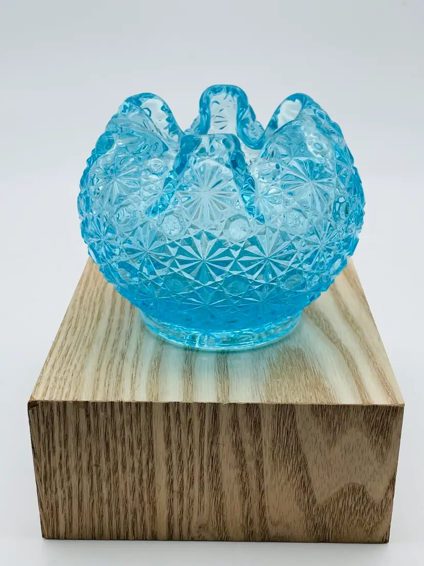 04. Daisy and Button Blue Art Glass Rose Bowl