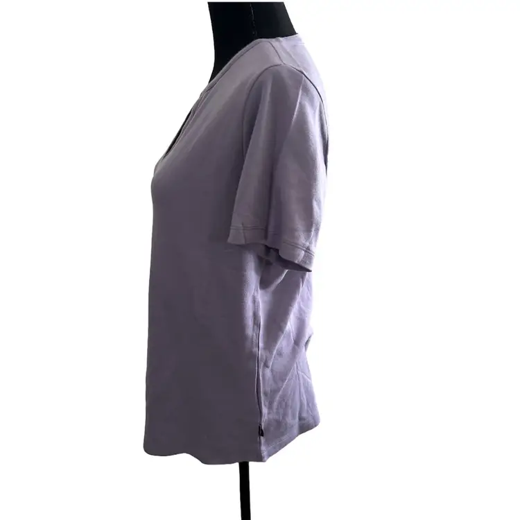 NWT EDDIE BAUER V-NECK T-SHIRT