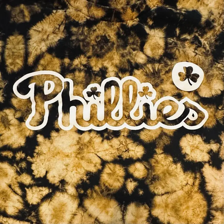 Philadelphia Phillies Cropped Tie Dyed T-shirt Medium