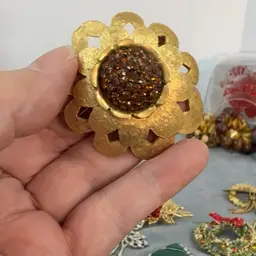 Brooch