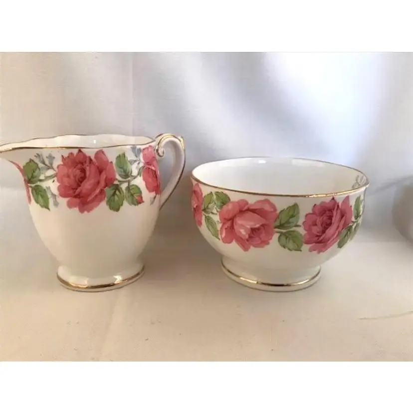 #02 Bell China Lady Alexander Rose Fine Bone Cream and Sugar