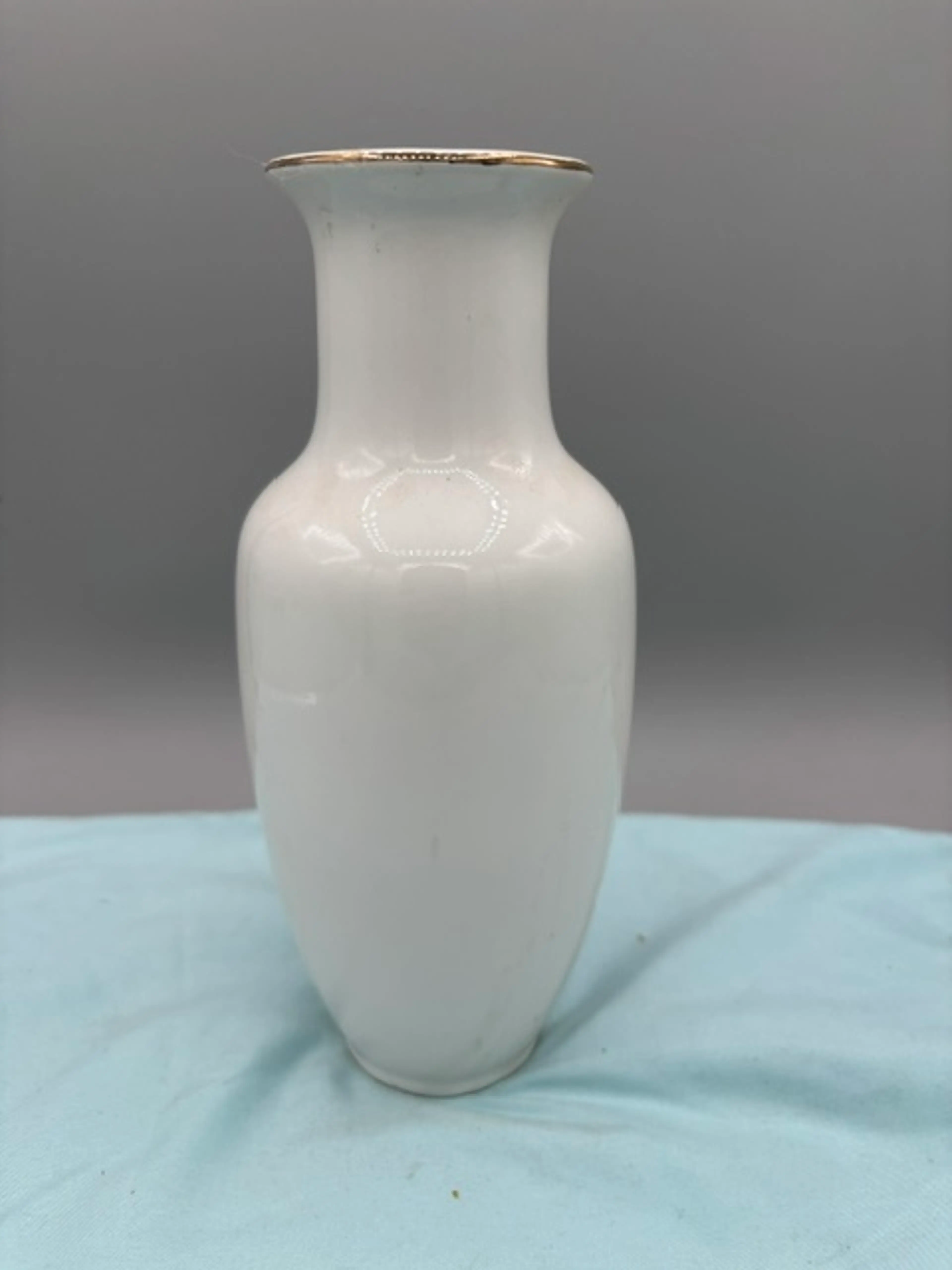 Image 3 of 4