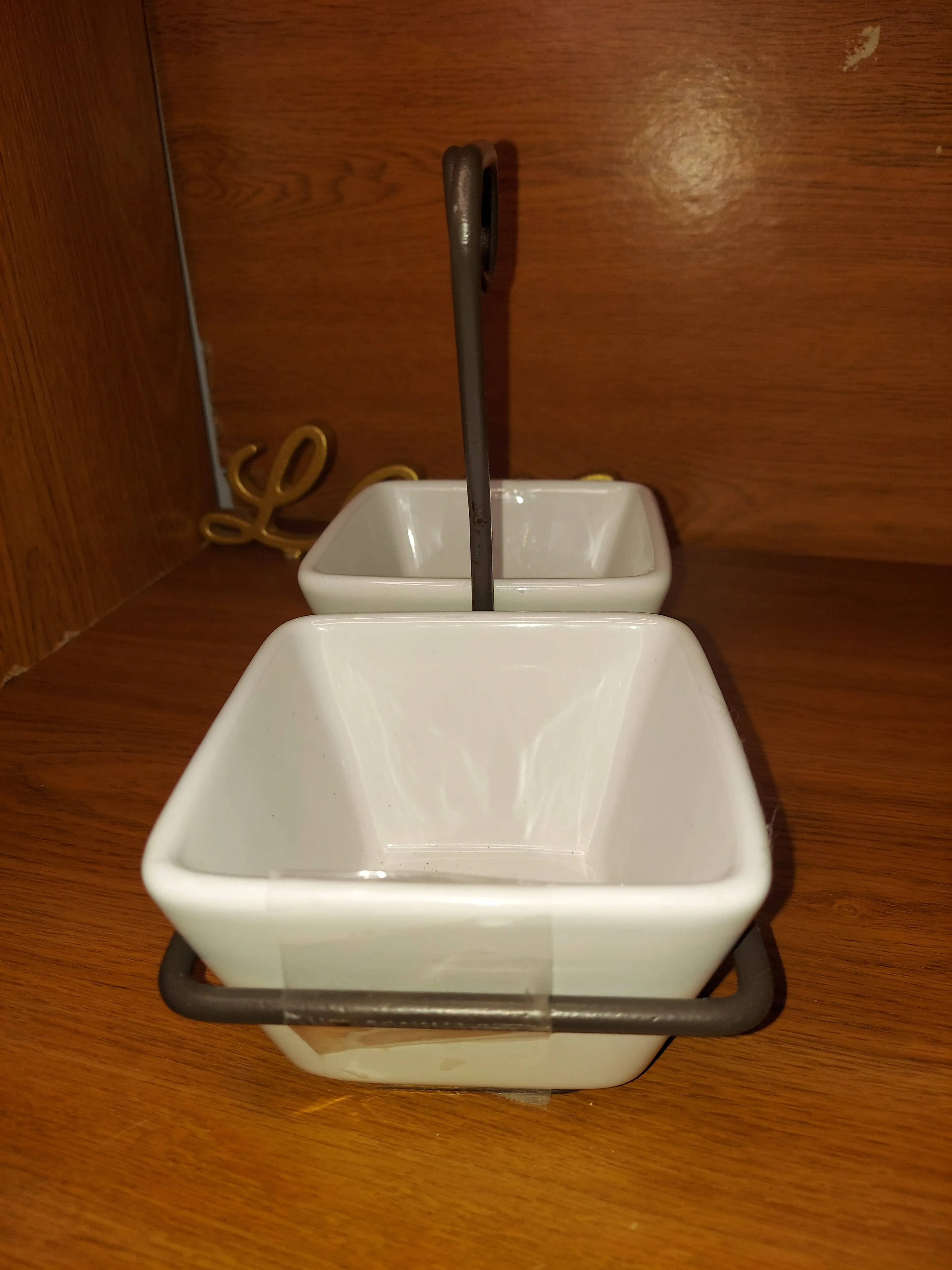 Image 2 of 9