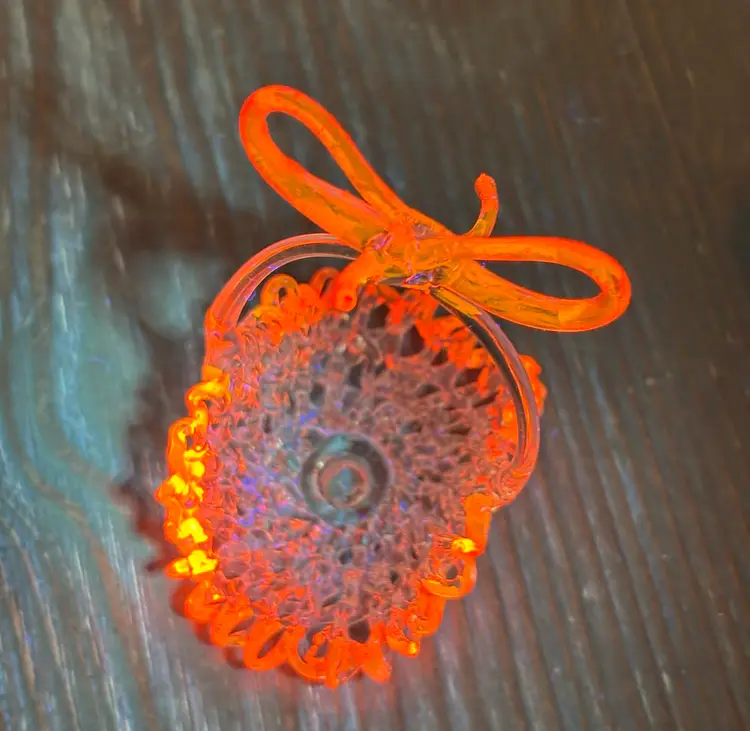 GLOWS ORANGE!!! Spun Glass Mini Basket 3”