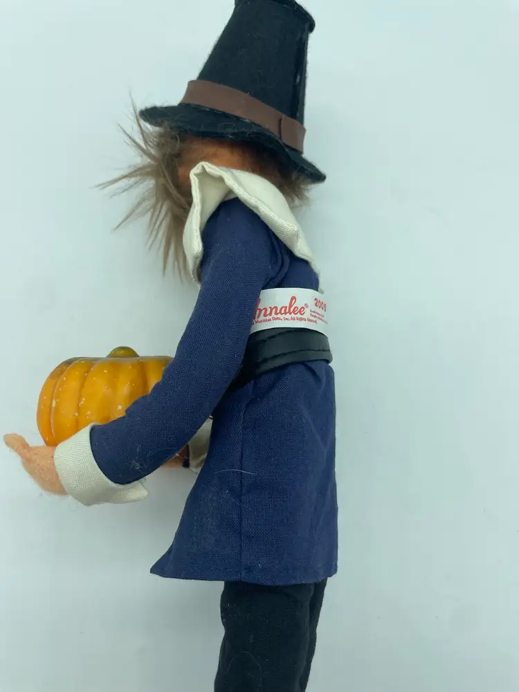 Annalee Mobilitee Dolls Pilgrim Man 13" Wired Doll 2005