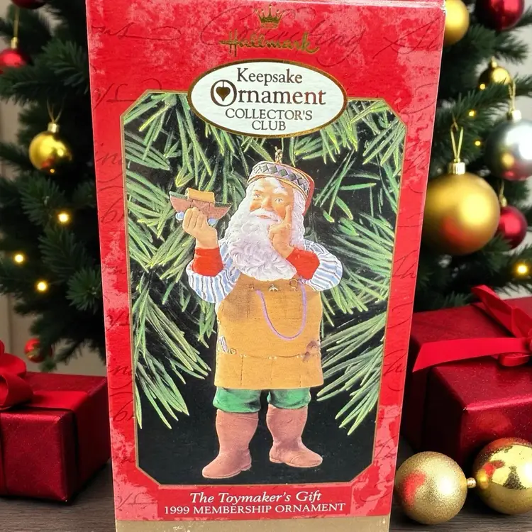 Hallmark Keepsake 1999 Ornament Collector's Club Santa The Toymaker's Gift
