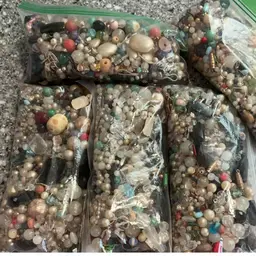 #01 - 12 Ounce bag of craft beads, mixed lot of items, 5 Available For Choice