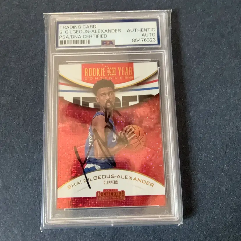 Shai Gilgeous Alexander On Card Auto
