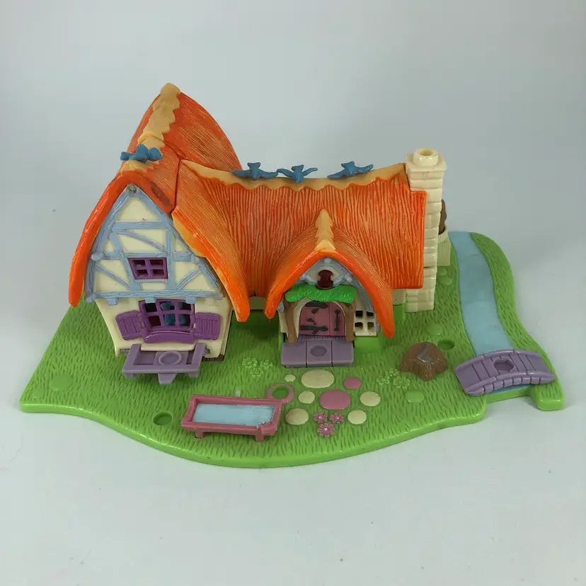 Vintage Bluebird Disney Polly Pocket Snow White & the Seven Dwarves Cottage ONLY