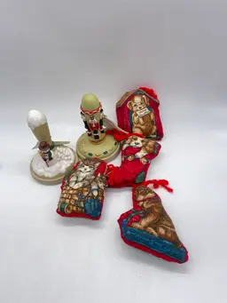 Christmas Mixed Lot X6 ornaments & cookie stamps with recipe booklet