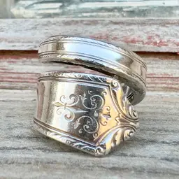 Spoon Ring Silver Plate Size 7 Spiral Adjustable Up or Down
