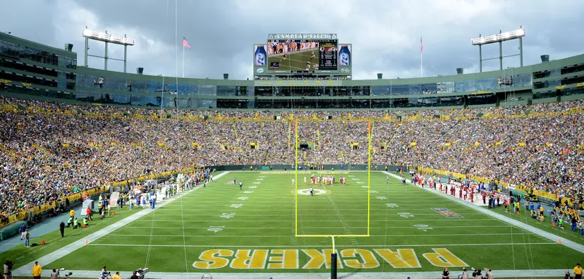 Green Bay Packers football card breaks and collector community
