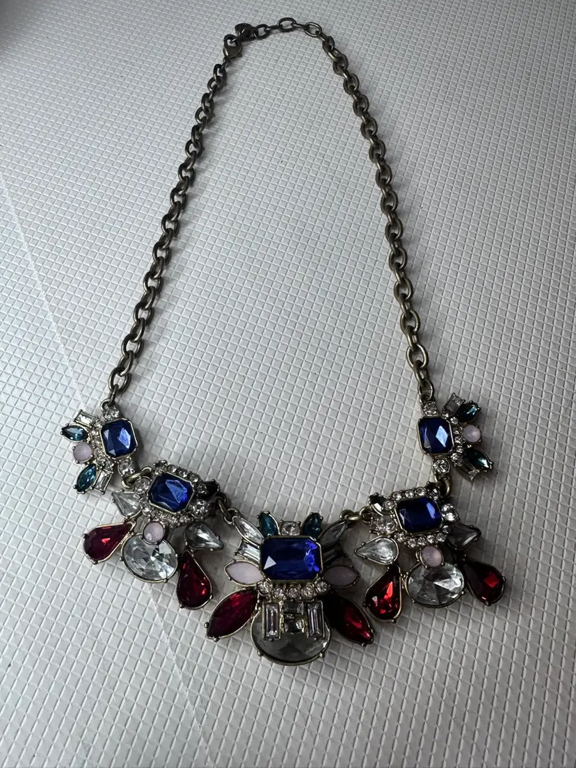 Ann Taylor Necklace Multiple Colors some stones UV Reactive