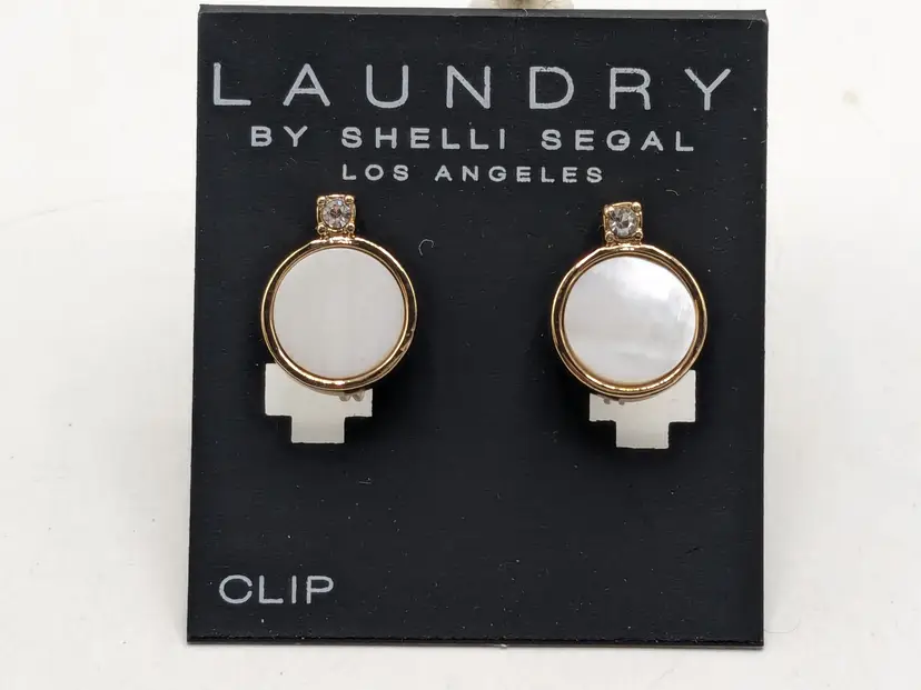 Laundry by Shelli Segal Mother of Pearl Rhinestone Gold Tone Clip On Earrings NWT