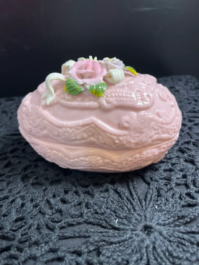 Pink Egg Shape Trinket Dish w/ Carpodimonte Roses and Ribbon