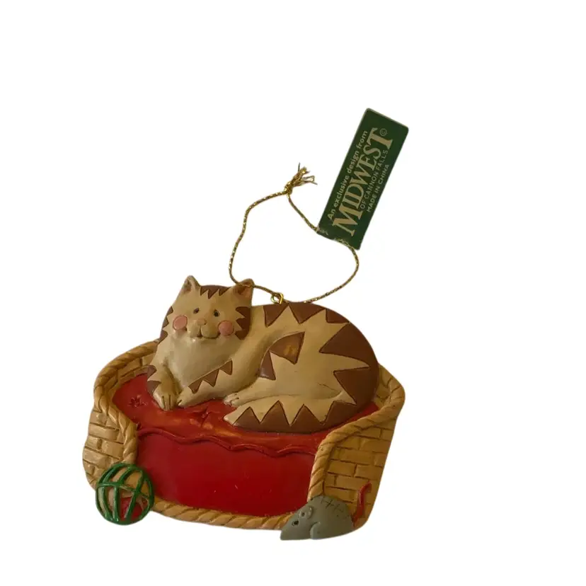 Adorable Kitty In Wicker Basket Christmas Ornament Made Of Clay