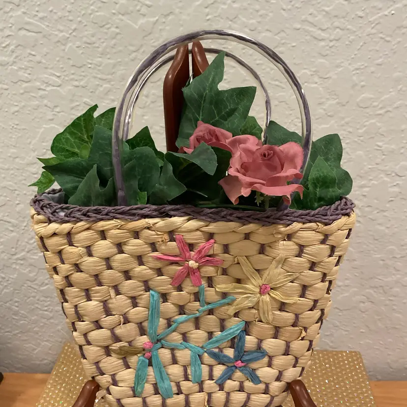 20 Straw Basket W Floral Purse Or Wall Decor