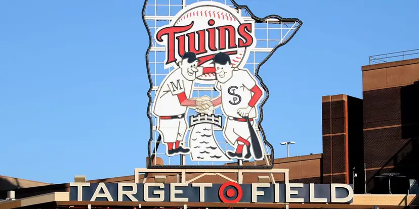 Minnesota Twins baseball card breaks and collector community