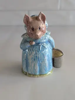 Vintage Beatrix Potter F. Warne & Co. Beswick England "Aunt Pettitoes" Figurine