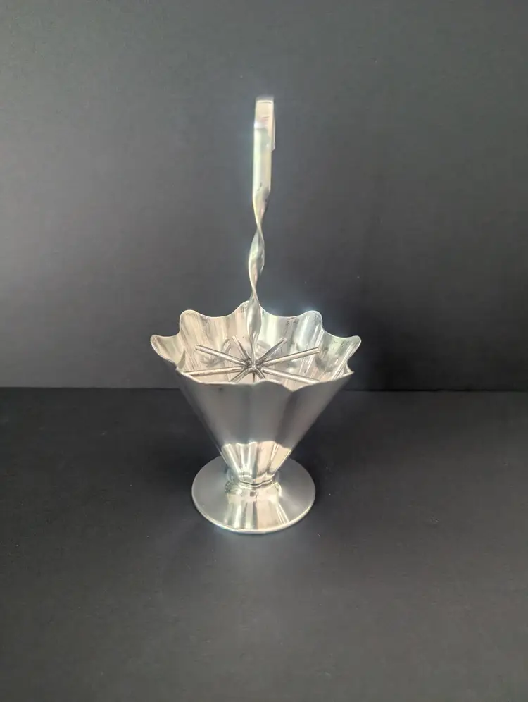 Vtg Yeoman Silver Plate Umbrella Serving Dish Spooner Cocktail Accessory England