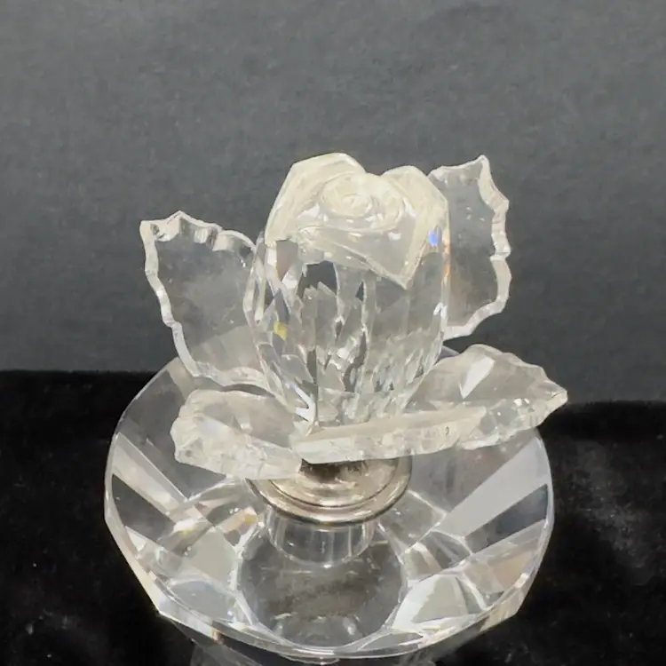 #1424 Shannon Crystal Design of Ireland, Perfume Bottle w Dauber with Rose Cut Dauber Stopper