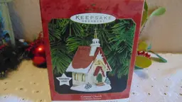 Beautiful Vintage Pre Owned 1999 Hallmark Keepsake Ornament Colonial Church Candlelight Services