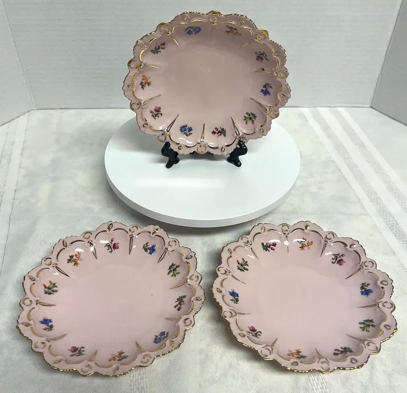 Vintage H C Haas & Czjzek Bohemian Pink Porcelain Dessert Cake Plates ,  Hand Paintef Floral , 24 K Gold Gilted Scallopped Edges