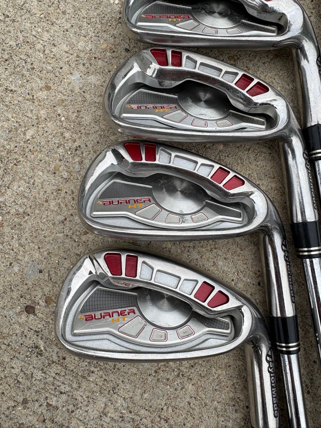 TaylorMade Burner HT Iron Set 5-PW RH Stiff Flex Winn Dri