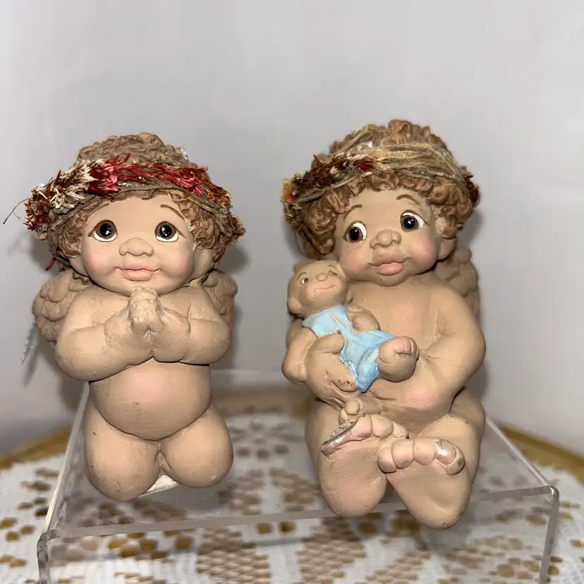 Pair of Dreamsickles Figurines: “Bedtime Prayer”- and "Hello Dolly". Mexico-1994