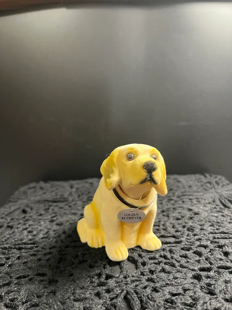Bobble Head Flocked Golden Retriever. Beaded eyes.