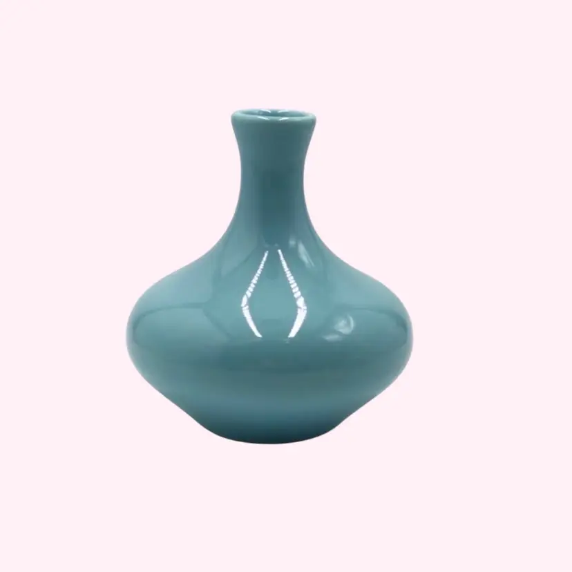 Vintage 5” Bud Vase Royal Haeger Pottery Robins Egg Blue
