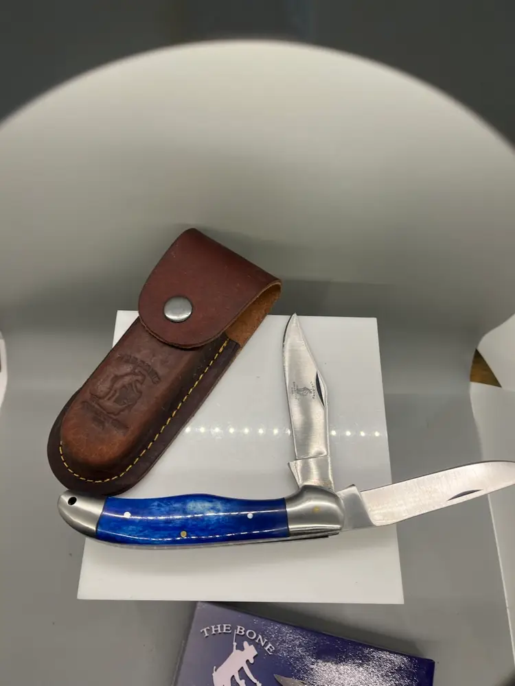 5” Bone Collector , 2 Blades 1 Clip Blade , 1 Pen Blade , With Sheath