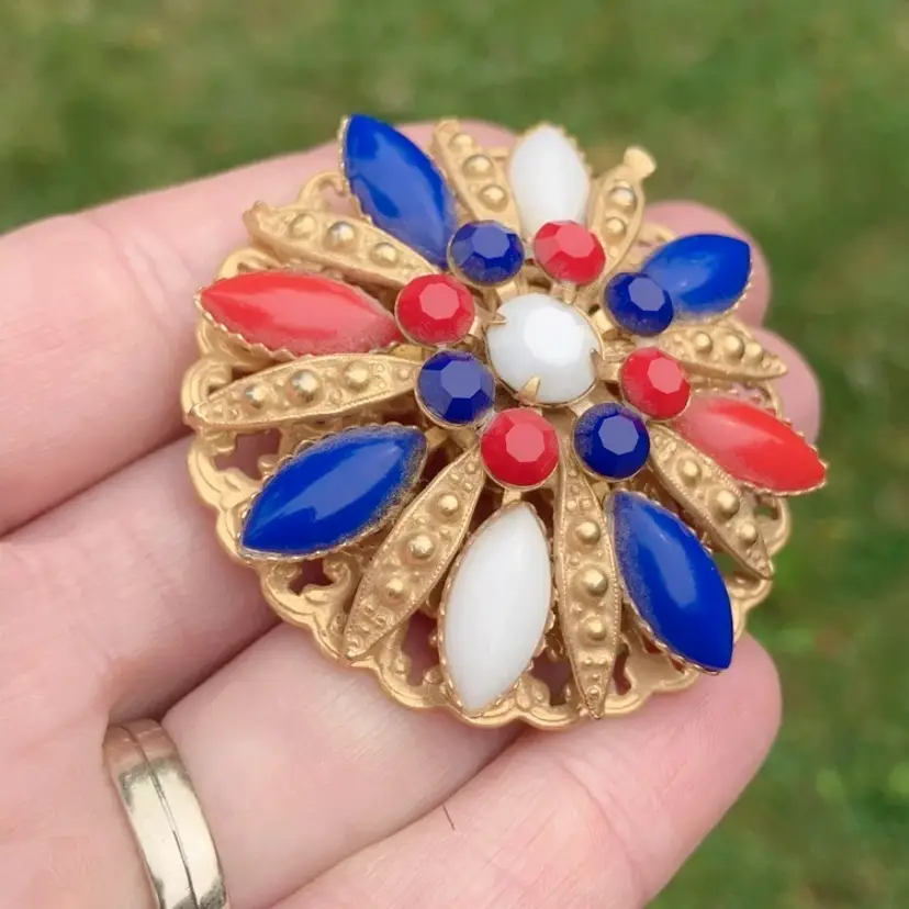 Mid Century Patriotic Brooch, Red White Blue Americana Glass 1940s USA Pin