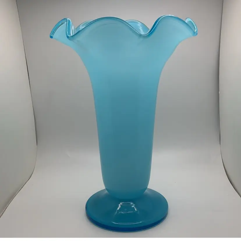 POW1 Czech Ruffled Art Glass Turquoise Blue Vase 8.5” READ