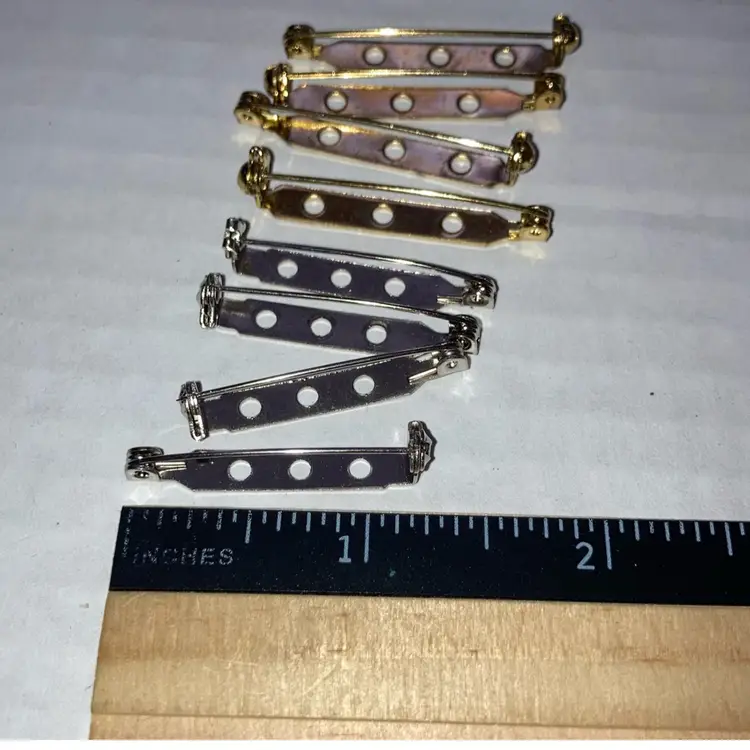 Brooch Backs! 4 Gold Tone 1 1/2” 4 Silver Tone 1 1/4”