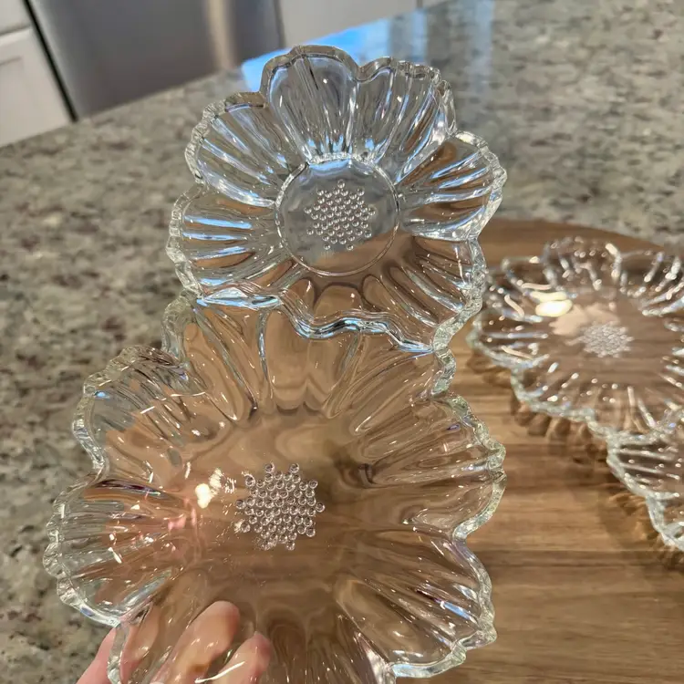“Double Daisy” Glass Snack Dishes- Set Of 2