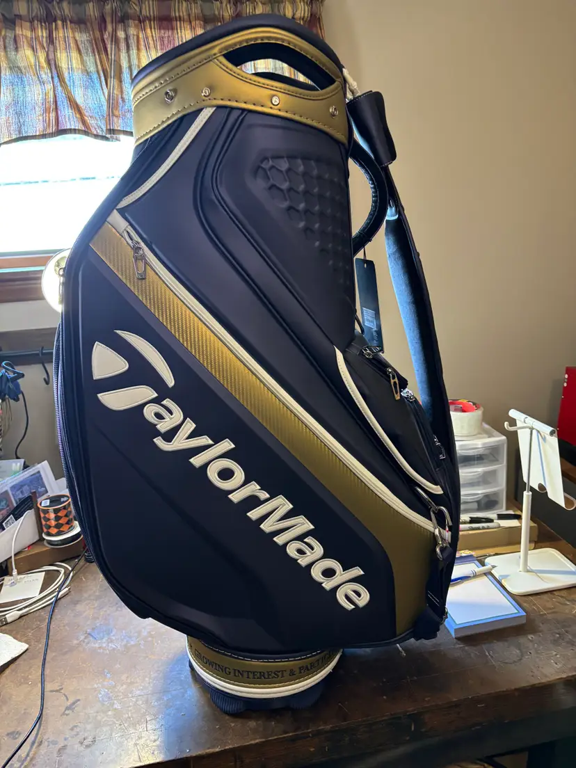 Taylormade Staff Bag