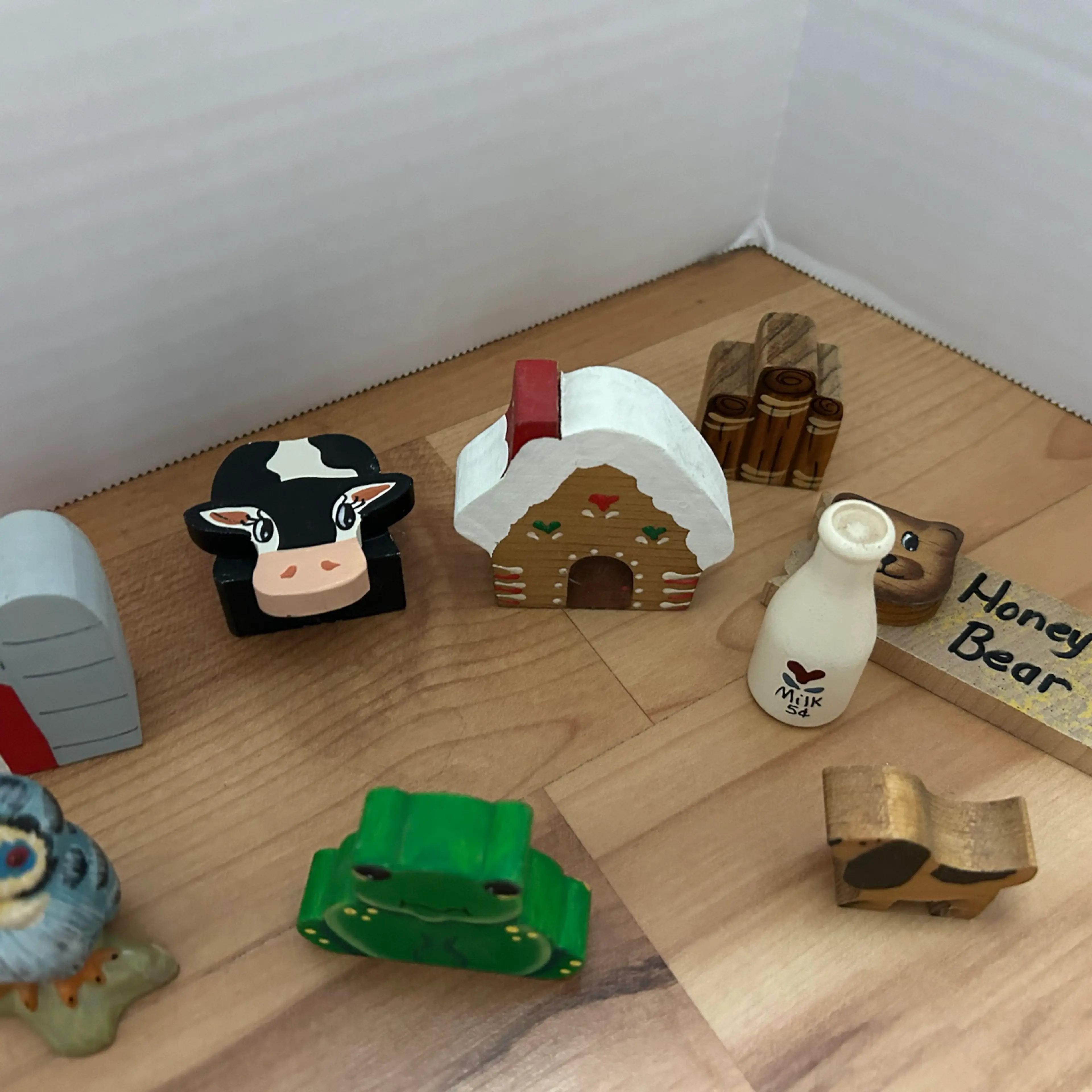 Image 2 of 4