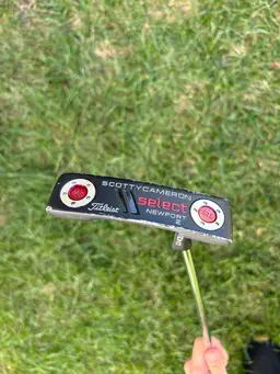 Titleist Scotty Cameron Select Newport 2 Putter 33.5” RH w/ Custom Shop Grip & Cover