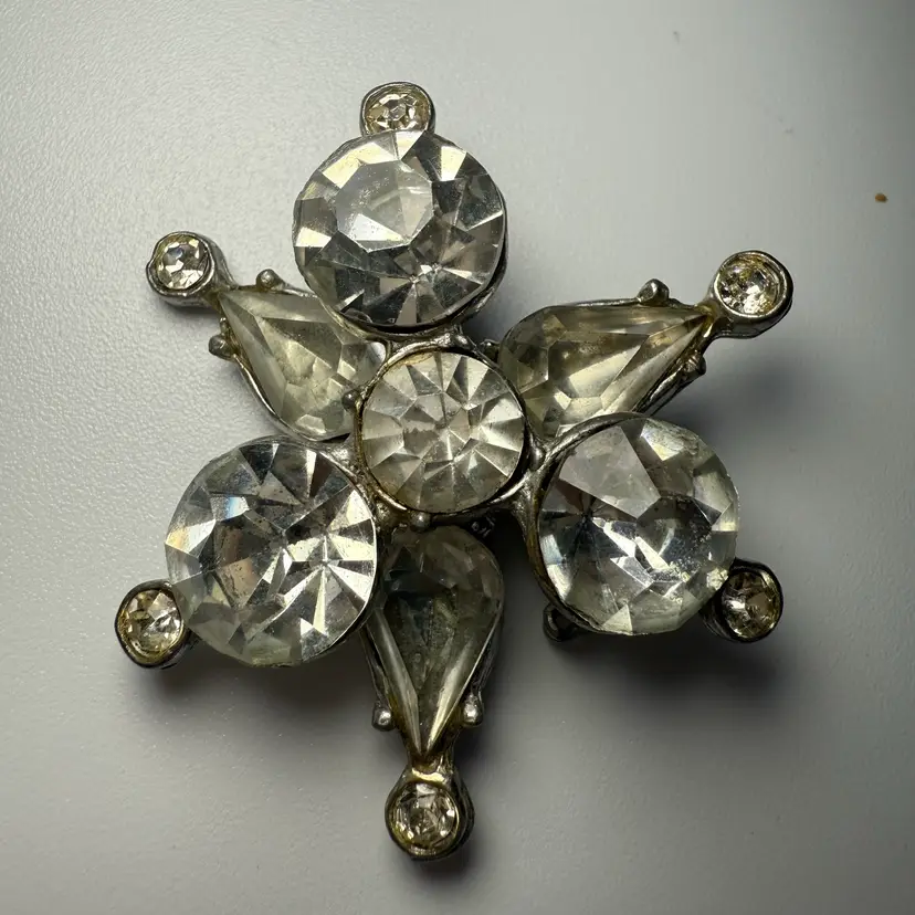 Vintage Pot Metal Six Point Rhinestone Open Back Brooch 1.75”