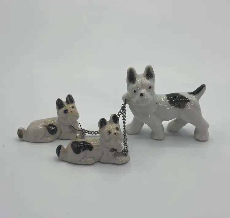 Vintage Dog With Two Puppies on Chain Figurines Ceramic Unmarked