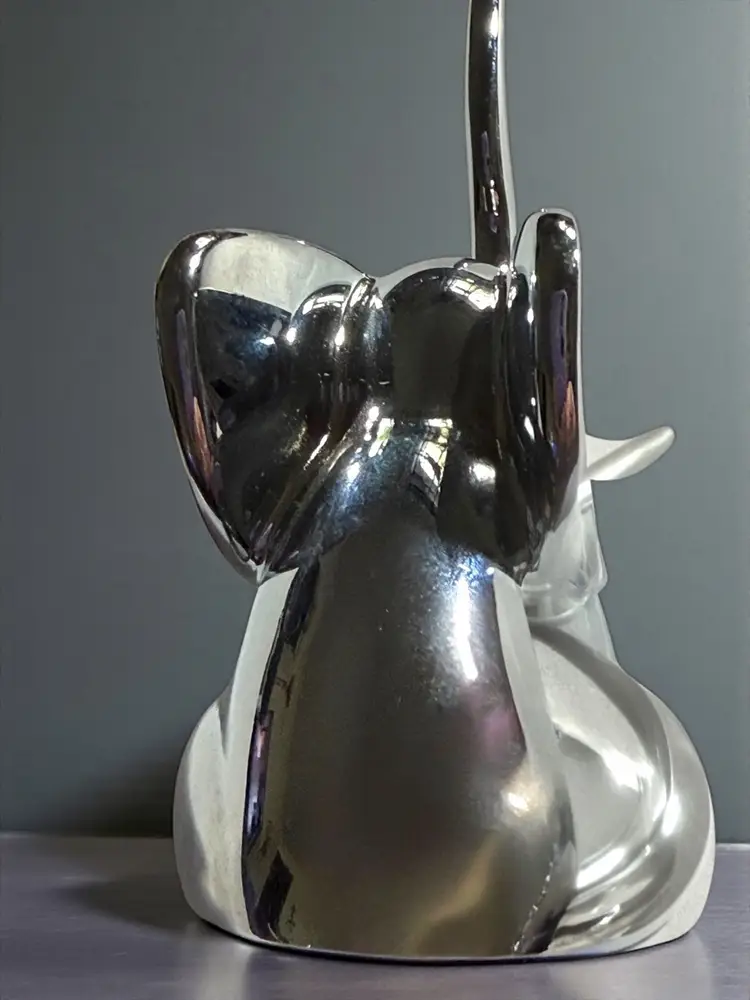 Umbra Zoola Elephant Ring Holder