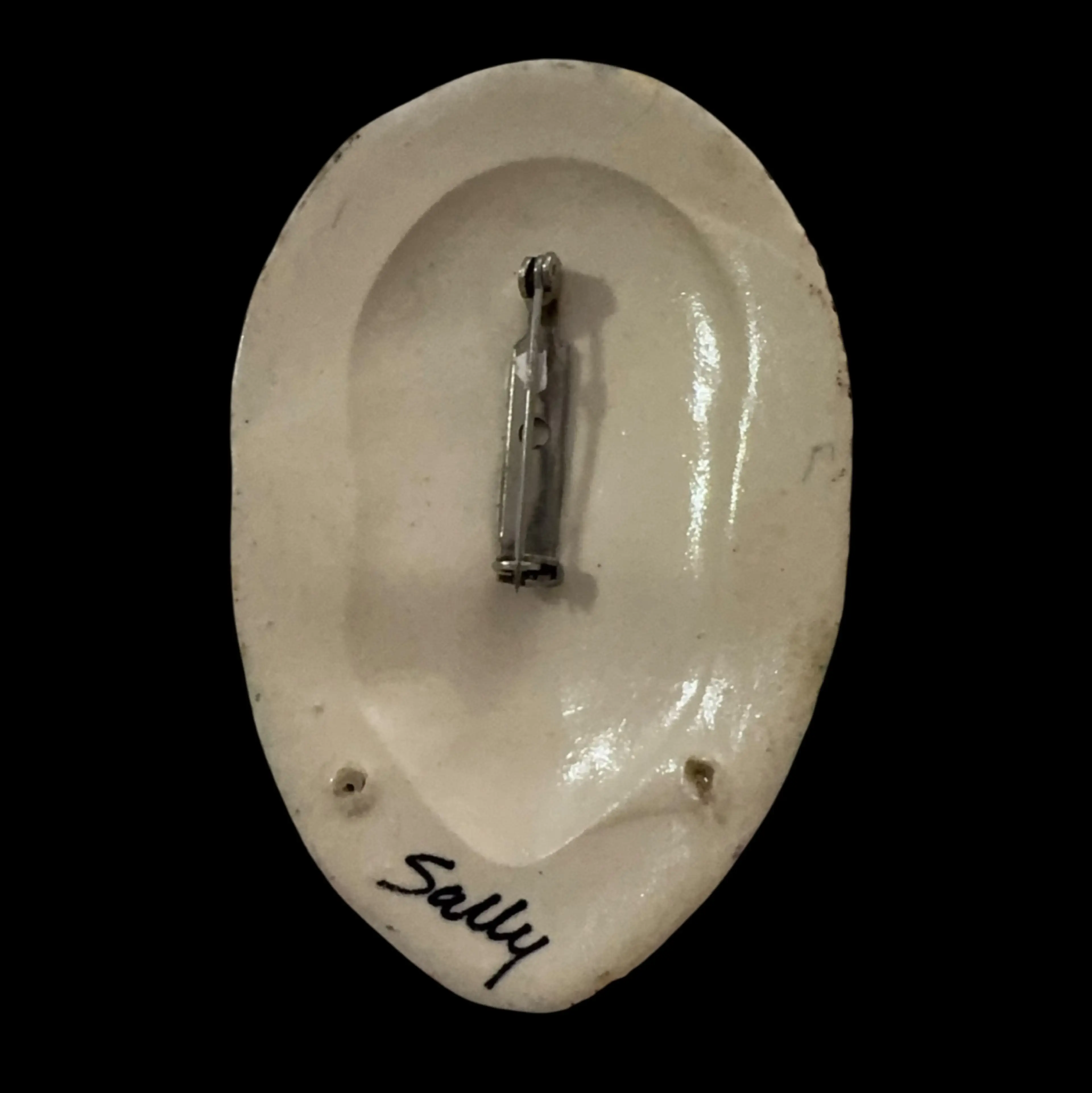 Image 2 of 2