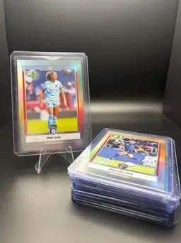 Adriana Leon, San Diego Wave FC - Pick Your Player Shimmer /100