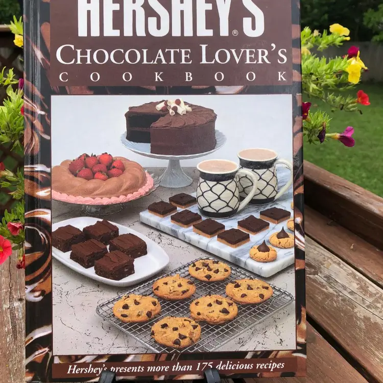Hershey's Chocolate Lover's Cook Book