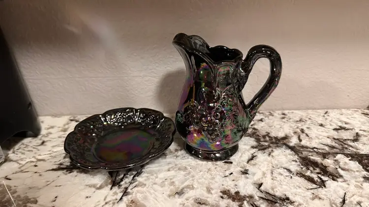 RED CLAY PITCHER WITH IRIDESCENT CARNIVAL GLAZE GRAPES