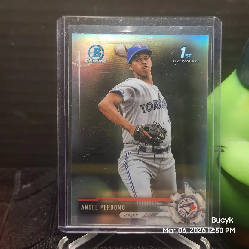 2017 Bowman Chrome Refractor - Angel Perdomo Toronto Blue Jays 460/499